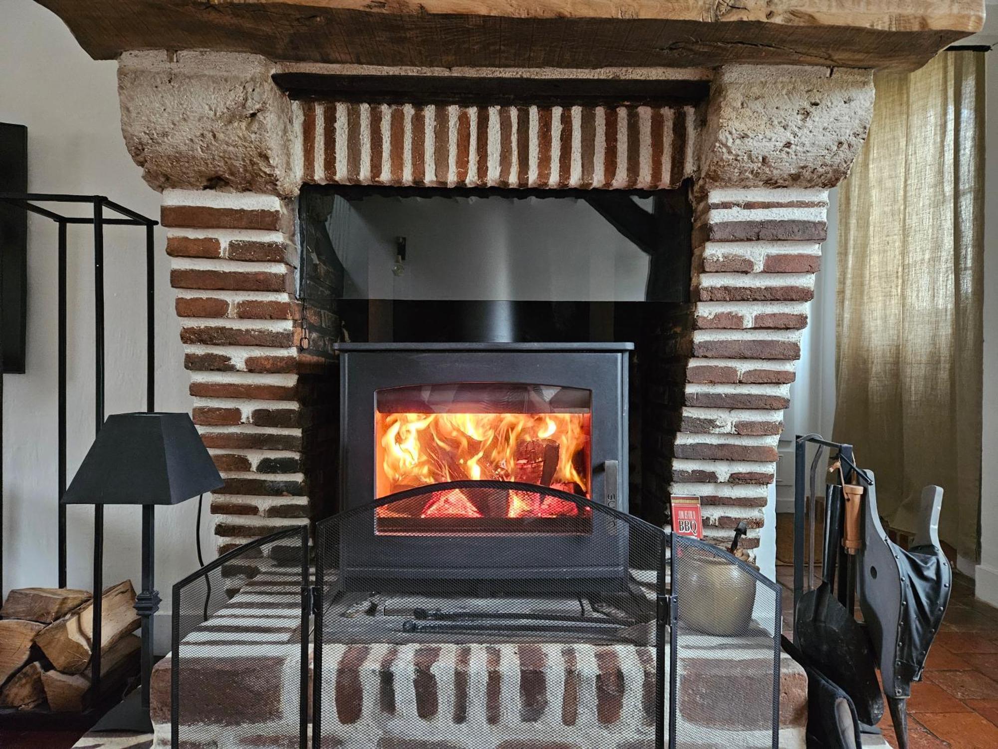 Gîte Le Sully, maison solognote, grand jardin clôturé La Ferté-Saint-Aubin Extérieur photo